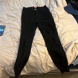 Black ripped skinny jeans